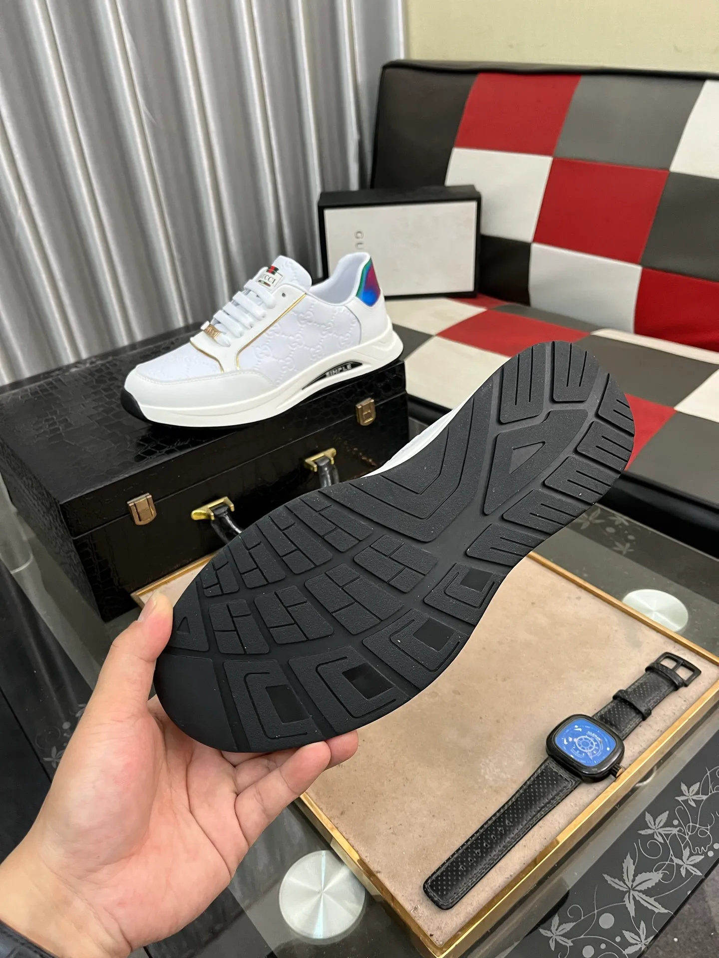 Men's shoes 💰420⌚️⌚️[GUCCI] The latest trendy men's casual shoes, the fabric is made of embossed cowhide imported from Italy, comfortable sheepskin lining + feet, the original outsole is wear-resistant and non-slip, high-level version, exquisite workmanship. Code number: 38-442️⃣Colors available